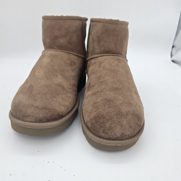 UGG Classic Mini II Boots Chestnut Tan Size 10 Preowned - Picture 10 of 14